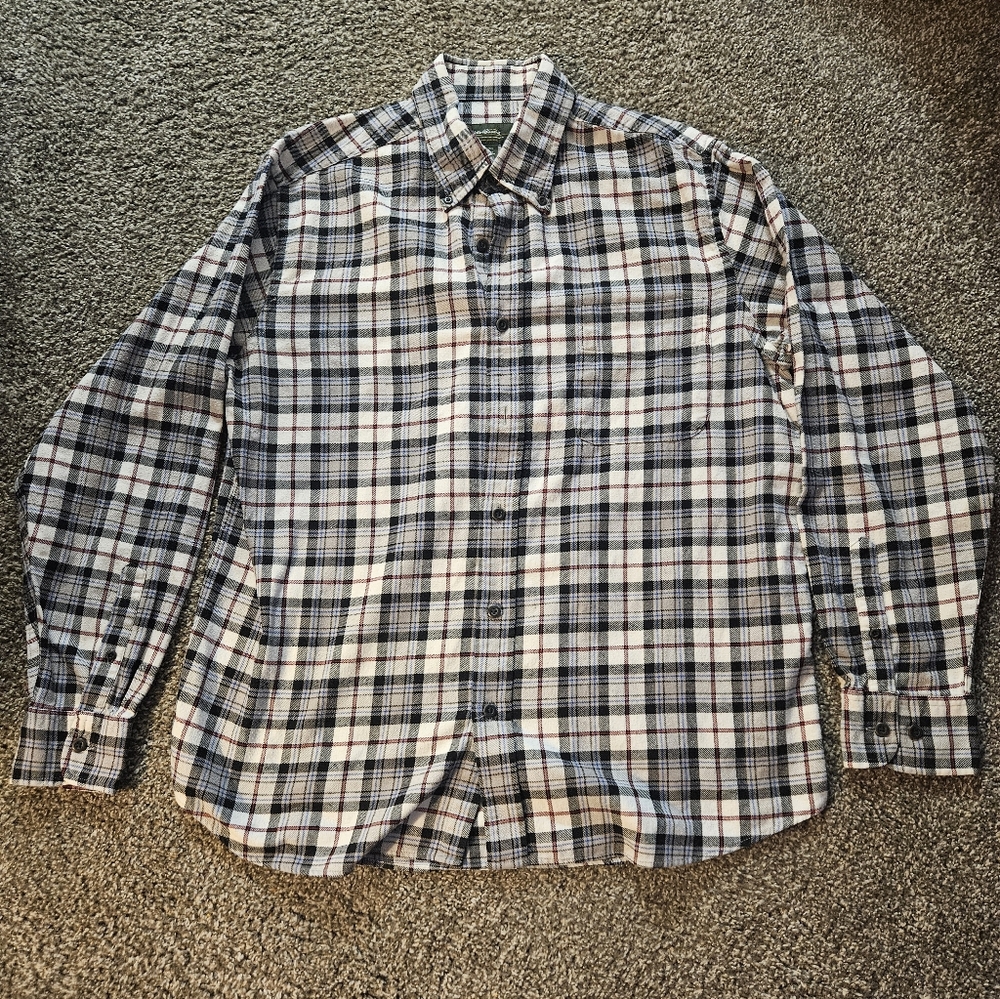 Eddie Bauer Size L Plaid Multicolor Long Sleeve Button Up 100% Cotton.